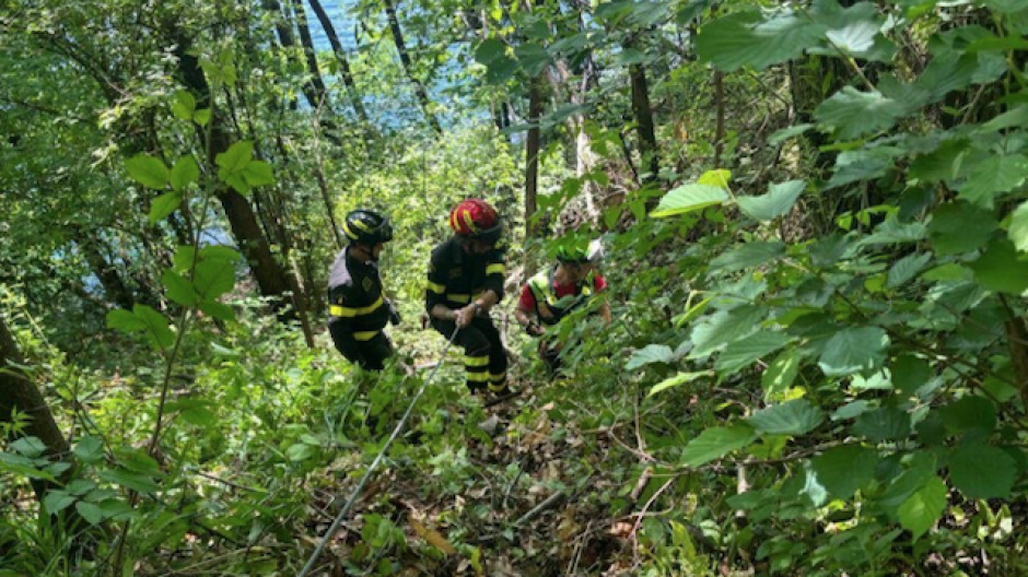 Omegna: ciclista nel dirupo, elitrasportato all'ospedale di Novara 
